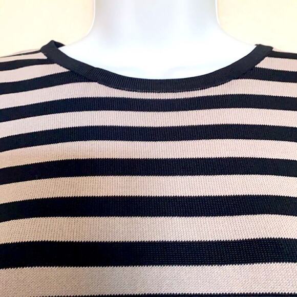 Jones NewYork Tank Black & Gray Striped XL - Picture 2 of 9
